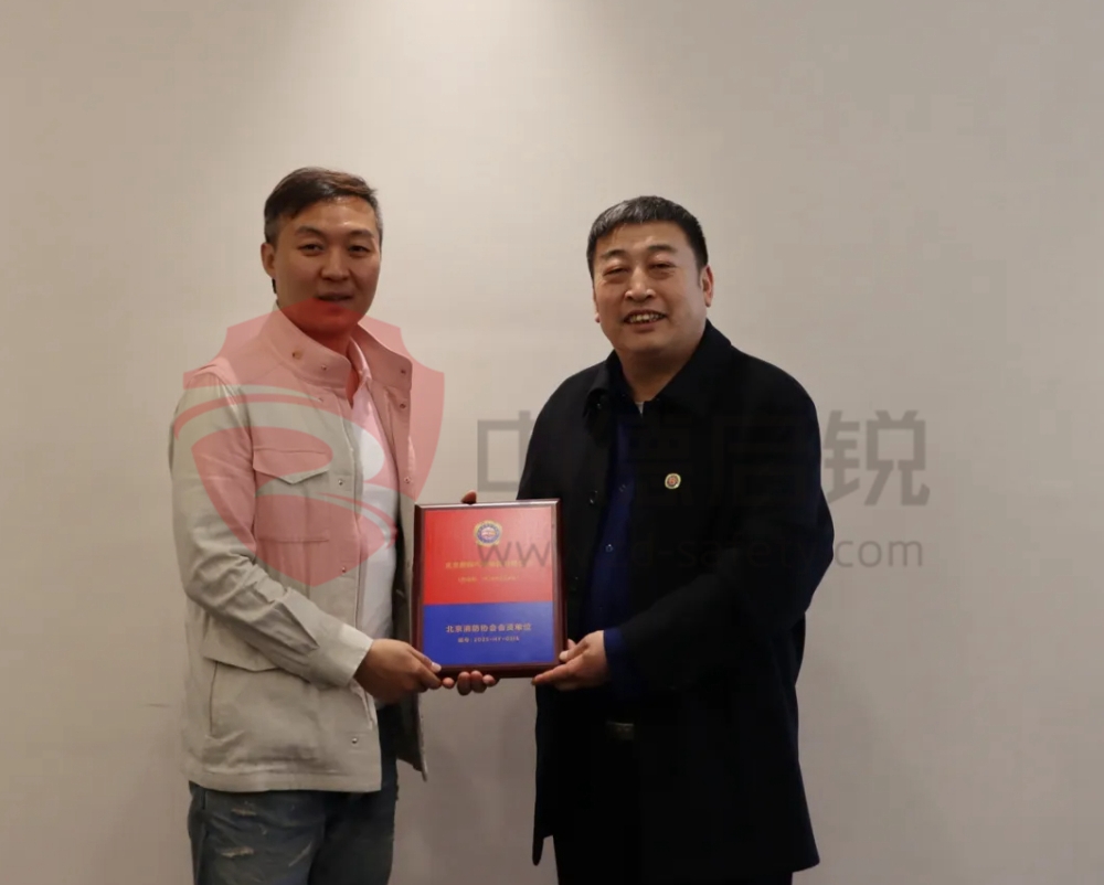 以“时时放心不下”为责，聚消防合力；以“事事心中有底”为行，护航消防安全